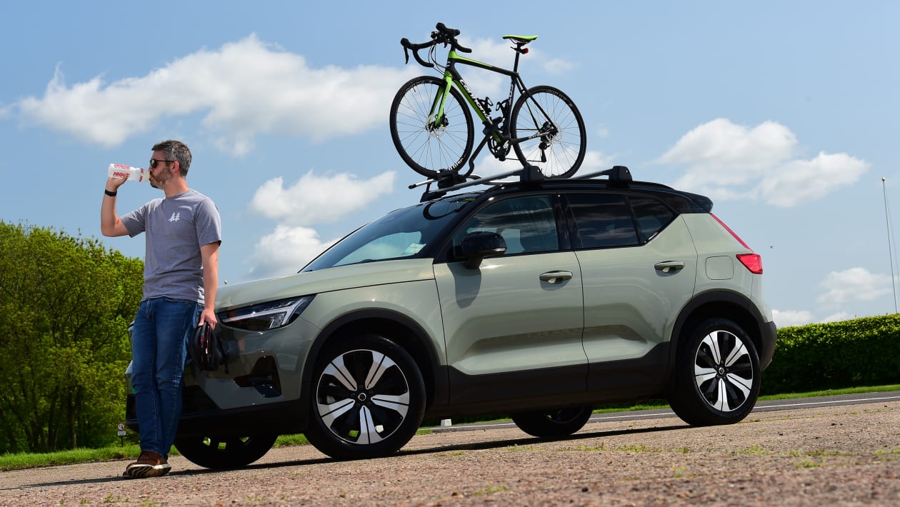 Volvo xc40 deals electric car review